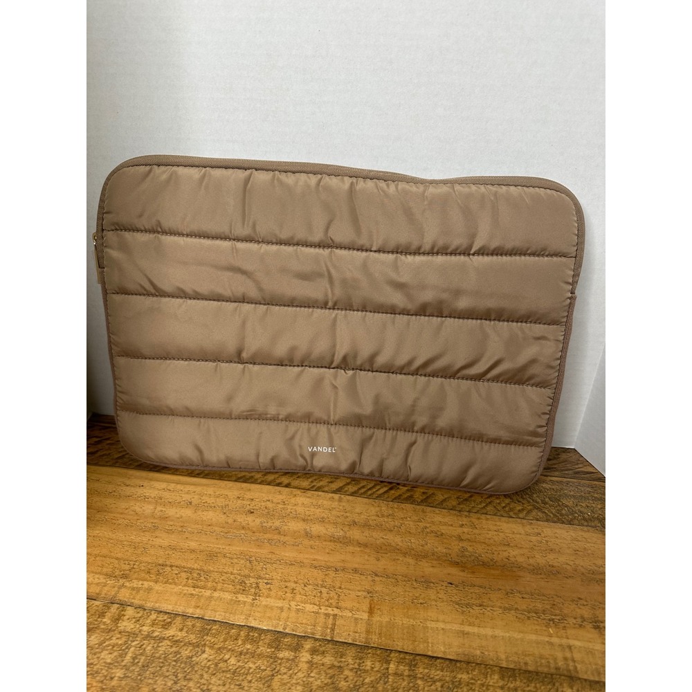 VANDEL‎ Quilted Puffer Laptop Sleeve Case Bag Tan Beige Padded